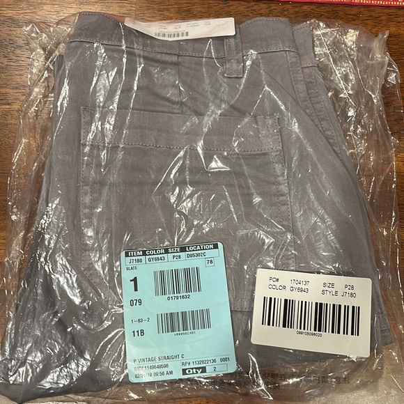 Jcrew Petite Vintage Straight Cargo pant in Slub Sateen - Picture 5 of 6